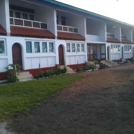 New Rest House Sea View Hotel Negombo Exterior photo